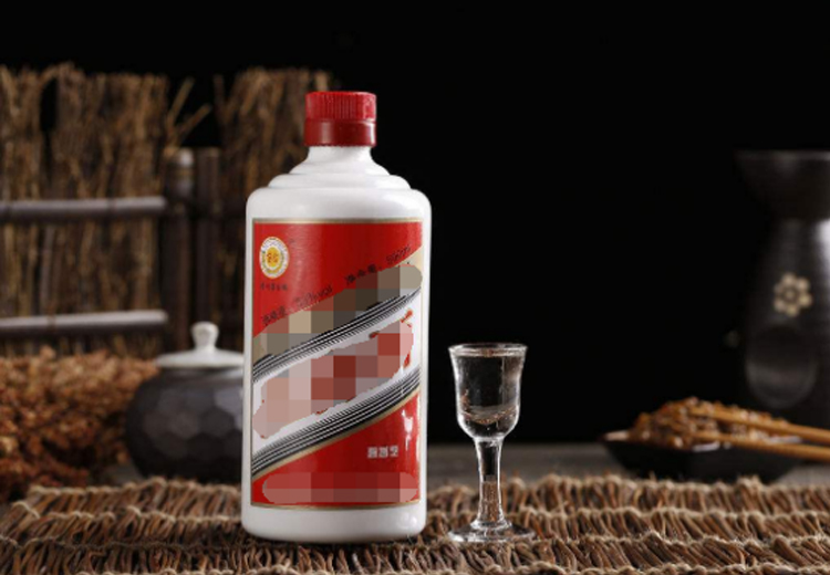 為什么茅臺(tái)酒玻璃瓶是乳白色的，而不是透明的？大多數(shù)人都不知道